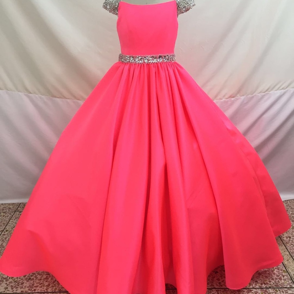 Brand new dandan li pageant dress